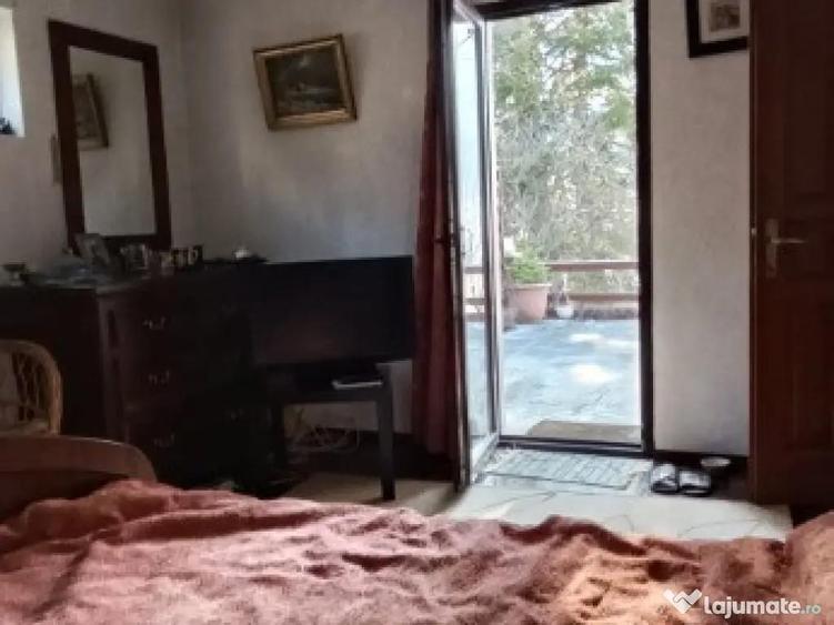 Casa cocheta cu panorama de vis catre mun?ii Bucegi Col?ii morarului - 15