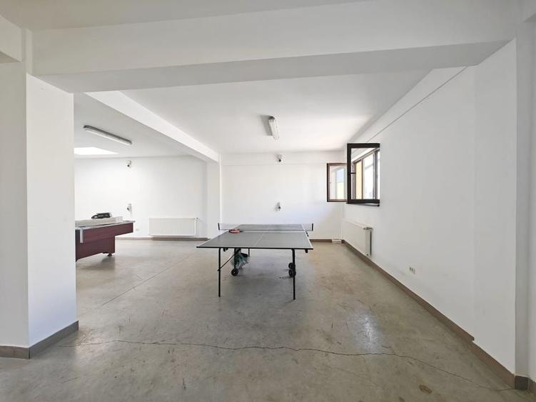 Hala cu spatii frig + birouri - Zona Freidorf - 8