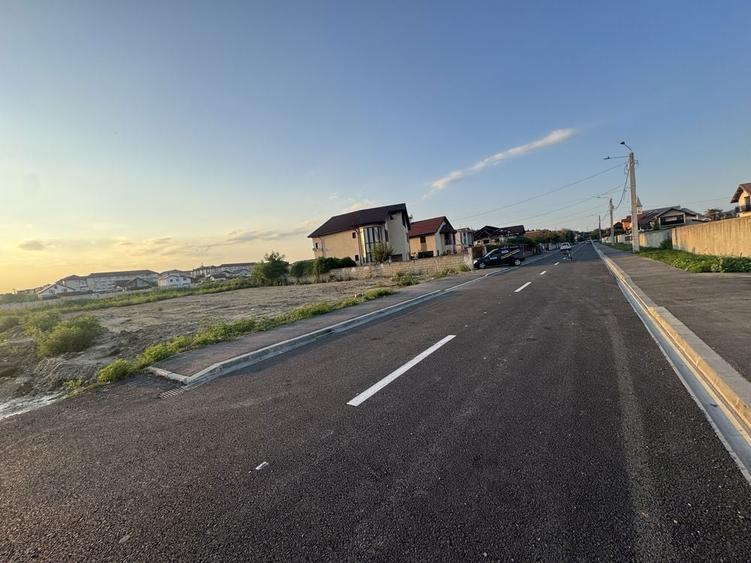 Vand teren intravilan - 1