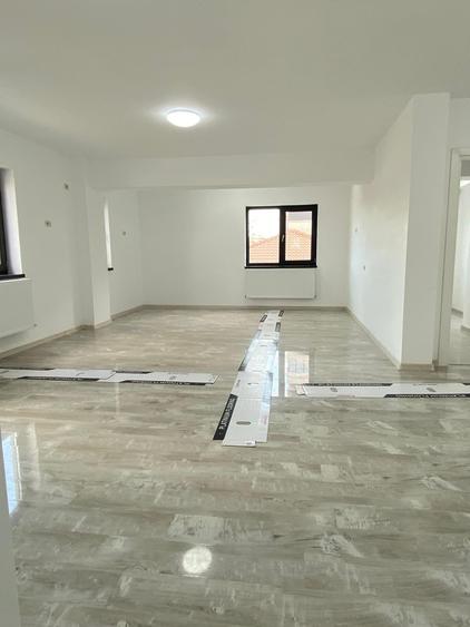 Tomis Plus- 3 camere decomandate, la cheie, - 1