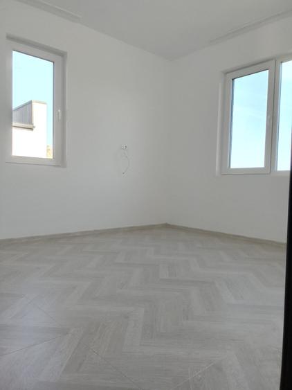 Casa/Vila individuala-200 m de blv./Com.Berceni - 20