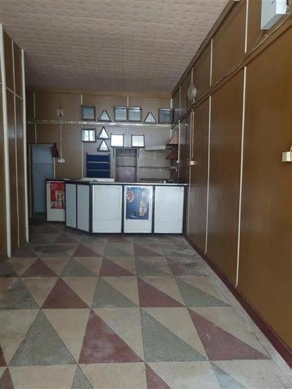 SPATIU COMERCIAL DE VANZARE IN SLANIC MOLDOVA - 2