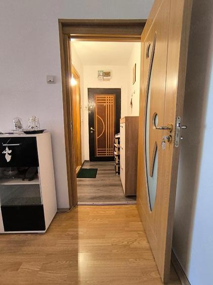 Vand apartament 2 camere,confort 2,etaj 3, Trivale, complex II - 7