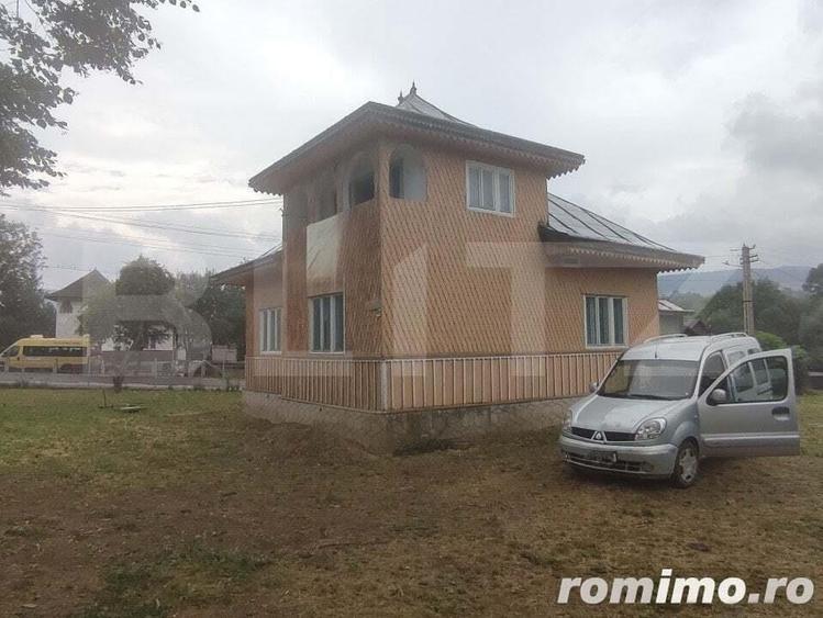 Casa 4 camere, 2610 mp teren, zona Solca, Radauti - 4