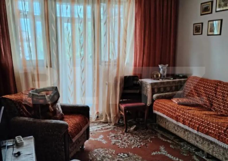 Apartament de vanzare, cu 2 camere, 47 mp, zona Radu Popescu - 2