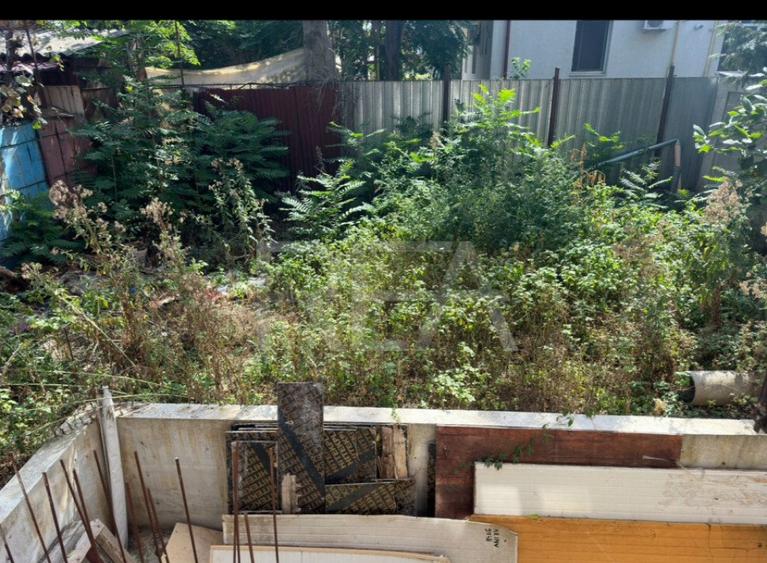 Casa + Curte 1 Mai - 3