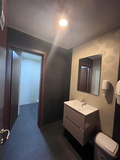 Birou de inchiriat 27mp + 80mp dependinte - 5