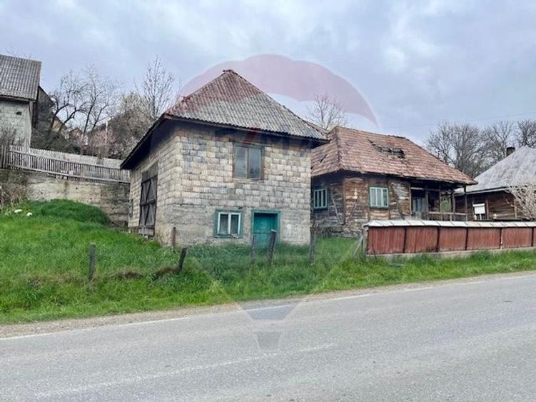 Casa / Vila cu 2 camere de vanzare - 4