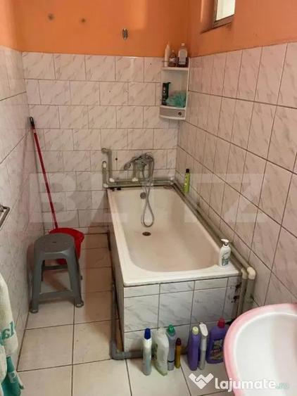 Casa de vanzare in suprafat utila de 100 mp si 1400 mp teren - 5