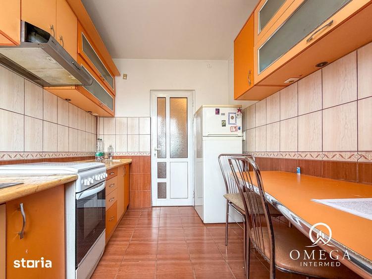 3 camere Podu Ros Etajul 3 - 6