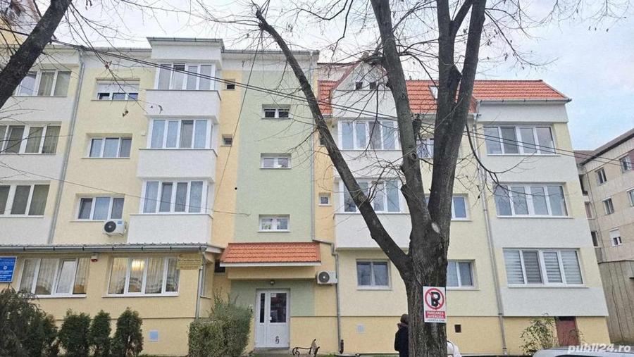 Apartament 4 cam. de vanzare Sanmartin, bloc nou reabilitat - 1