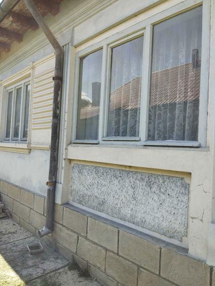 Casa batraneasca + teren de vanzare in Targu Ocna, strada Tisesti - 1