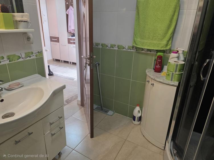 Vand casa Harman 4 camere  locatie centrala singur in curte - 8