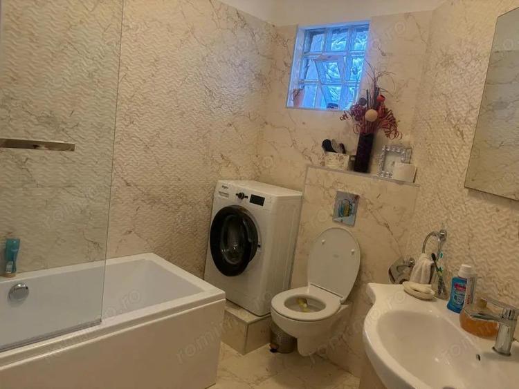 Apartament 3 camere Laminorului decomandat 85 mp, etaj 3 ,metrou 4 min - 17