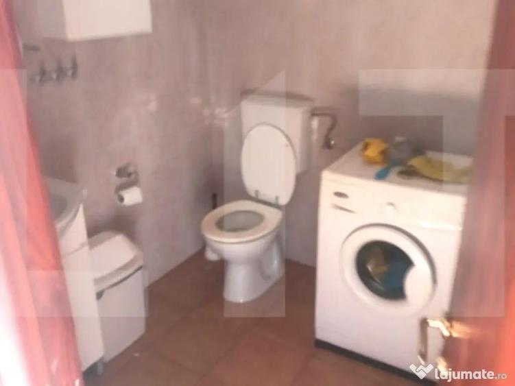 Spatiu comercial, de vanzare, parter + apartament la etaj, z - 5