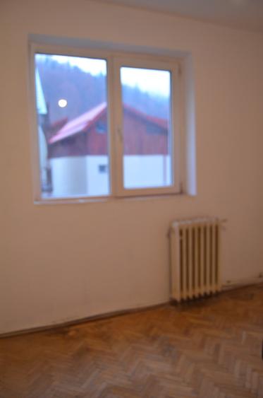 Busteni-Apartament 2 camere, et 1 - 9