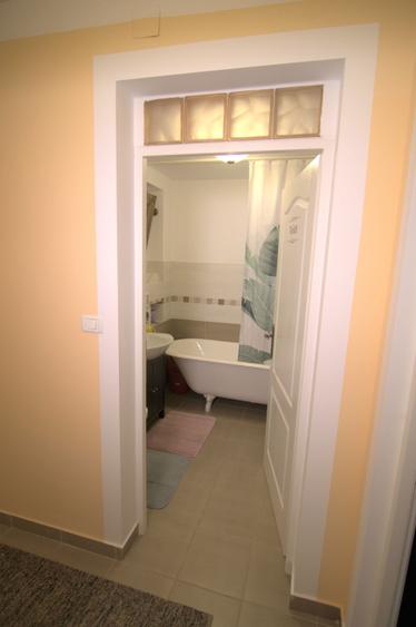 Apartament 2 camere - complet renovat , utilat , mobilat - 8