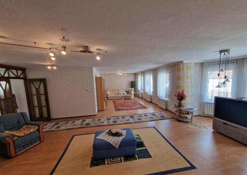 Resita Casa si Pensiune P 2 Mansd.827 Mp - 18