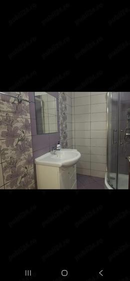 Apartment de inchiriat, 3 camere, bucatarie +living si 2 dormitoare decomandate, mobilat si utilat, - 1