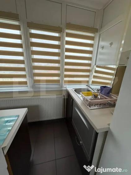 Apartament cu 3 camere decomandat în Lunei