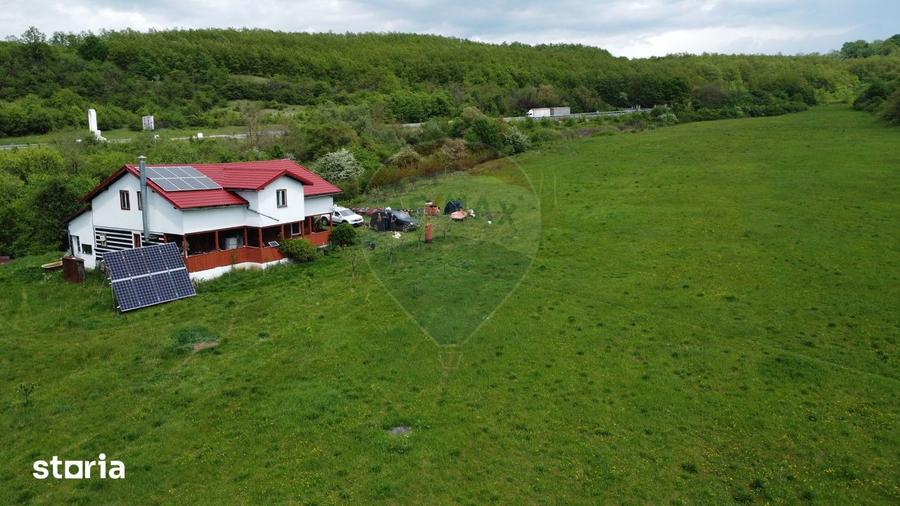 Proprietate OFF-GRID 5,76 Ha. Casa tradi?ionala lemn. Limita Cluj - 3