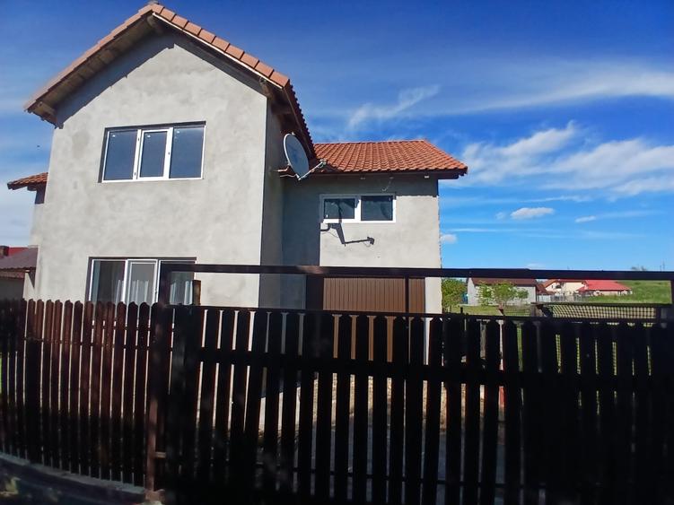 Casa spatioasa P+M cu teren generos - Agigea, Zona Stadion - 3