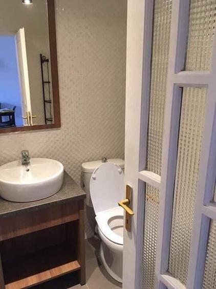 pe frumosul bld. 3 AUGUST lânga Catedrala MILENIUM la 5 minute Restaurant MERLOT - 19