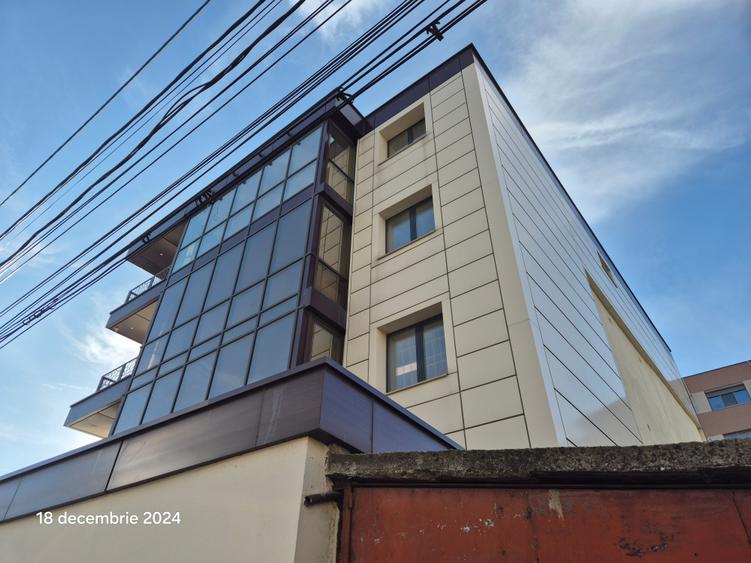 cladire S+P+3, lift Schindler, climatizare, centrala termica, intre Plaza si Afi - 2