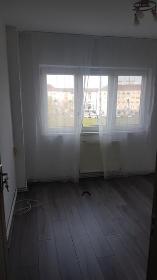 Apartament renovat, nemobilat, cu utilități noi – disponibil în curând - 3