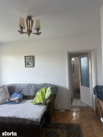 Campina - ap. 2 cam - 49000 Euro/Neg. - 4