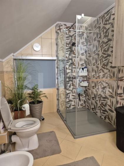 Vila superba de vanzare in Sangiorgiu, zona exclusivista - 5