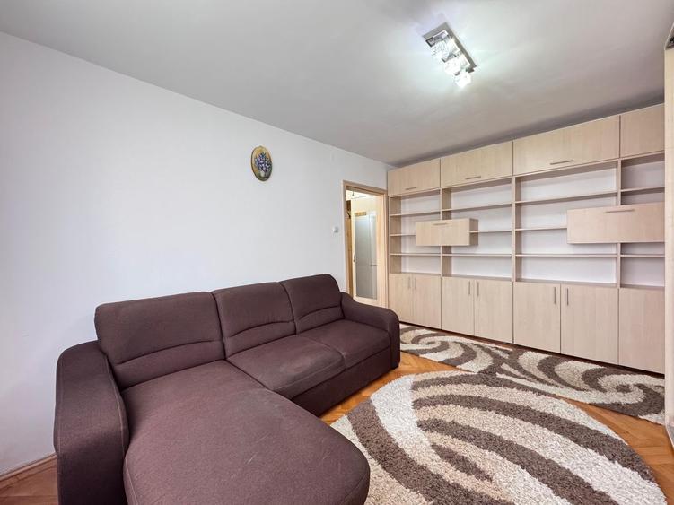 Apartament cu 2 camere nedecomandat, mobilat în Gemenii