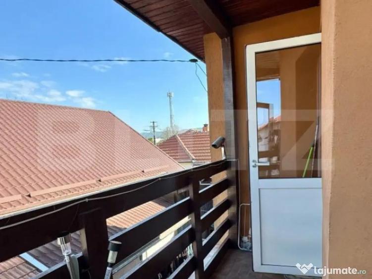 Casa de vanzare, cu 5 camere, 138 mp, zona Simeria - 4
