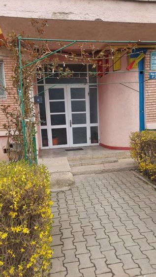 Inchiriez garsoniera Etaj 1 Zona ANAF / Complex Agneza - 1