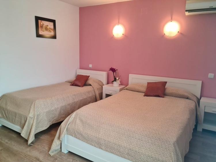 Vanzare investitie - cladire multifunctionala 65 spatii  4 etaje  Gura Humorului - 19