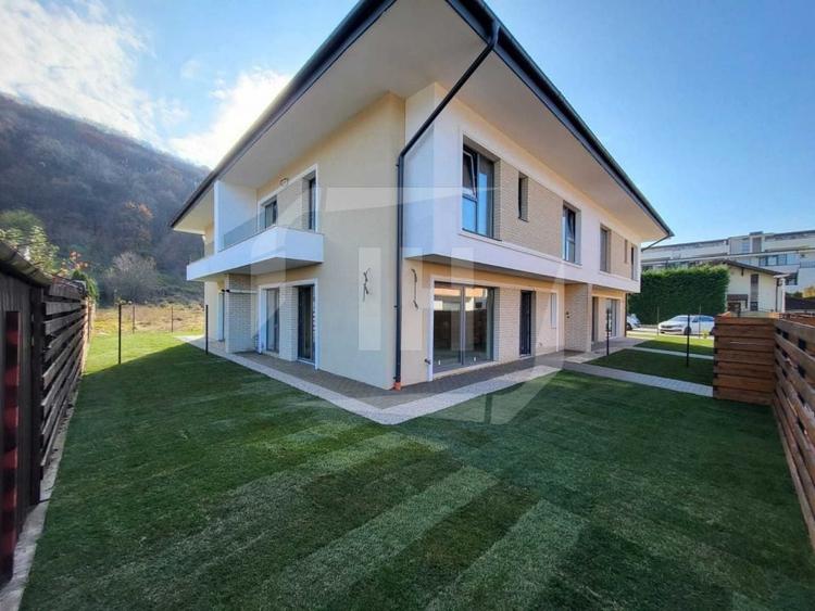 Casa cuplata, constructie noua, Parcul Poligon,  Floresti - 1