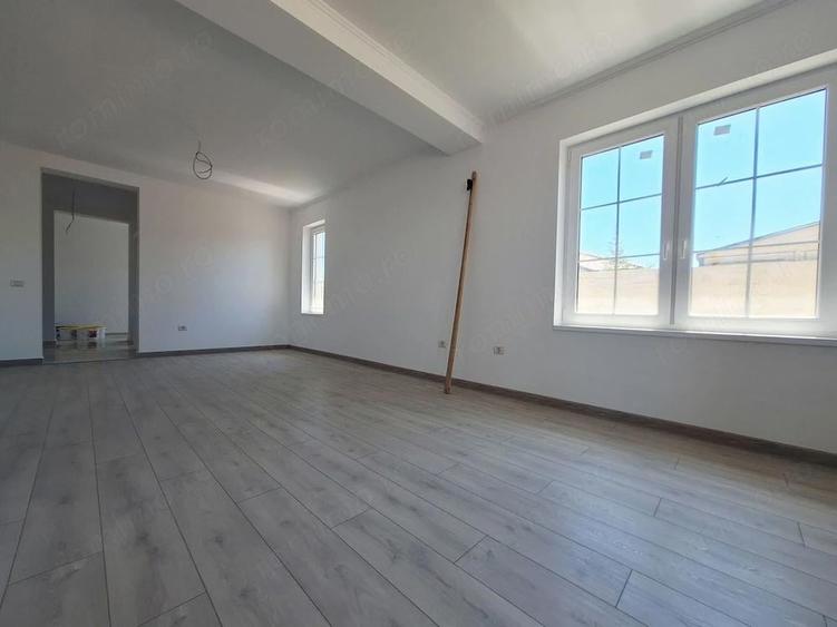 Duplex in stil mediteranian, pe parter, cu o curte generoasa ! - 15