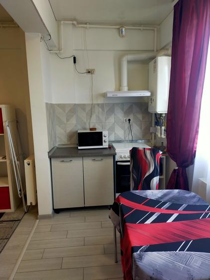 Particular, inchiriez garsoniera et.5/8 - 7