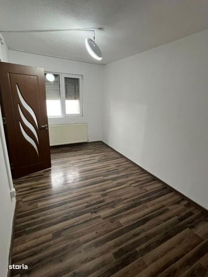 Oferim spre vanzare apartament recent renovat 2 camere-Zona Aleea Narc - 10