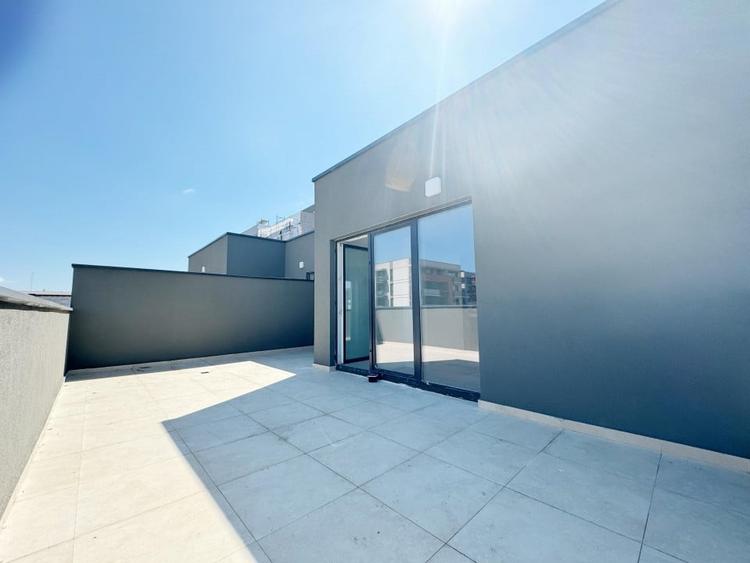 Penthouse 3 camere, decomandat, 81 mp utili, toate utilitatile,  zona Aradului - 9