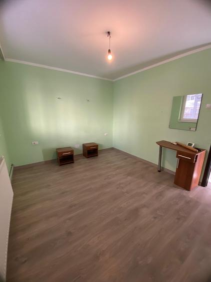 2 DECOMANDATE  parter cu centrala, balcon 9m, Miron Costin - 2