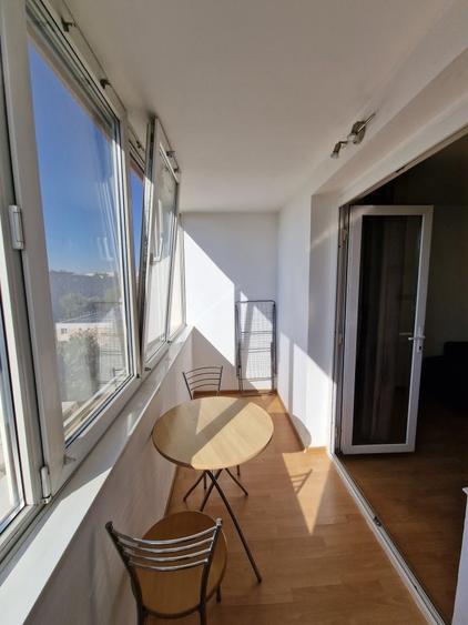 Titan - metrou 5 min , garsoniera moderna, mobilata, utilata, canapea extensibil - 4