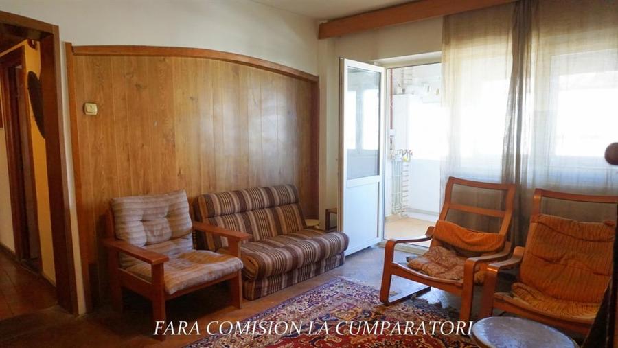 Apartament cu 4 camere decomandat în Central