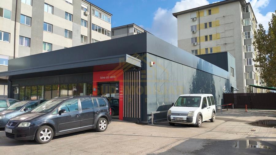 Spațiu comercial, de 600 mp, în Central
