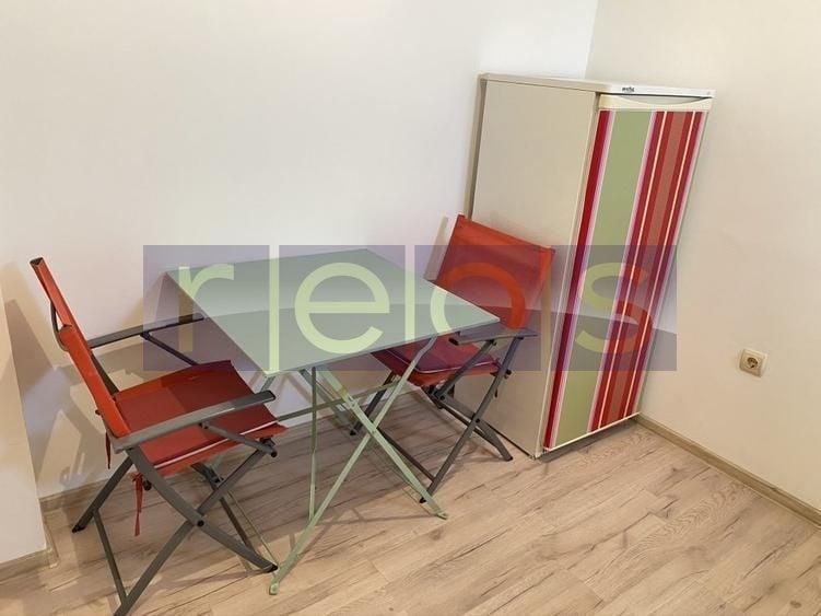 Apartament cu 2 camere semidecomandat, mobilat în Vitan Mall