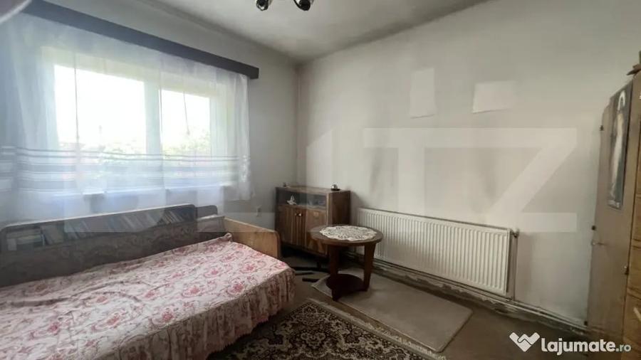 Casă cu 3 camere cu Teren 374 Mp în Central