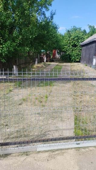 Casă cu 2 camere în Brăești