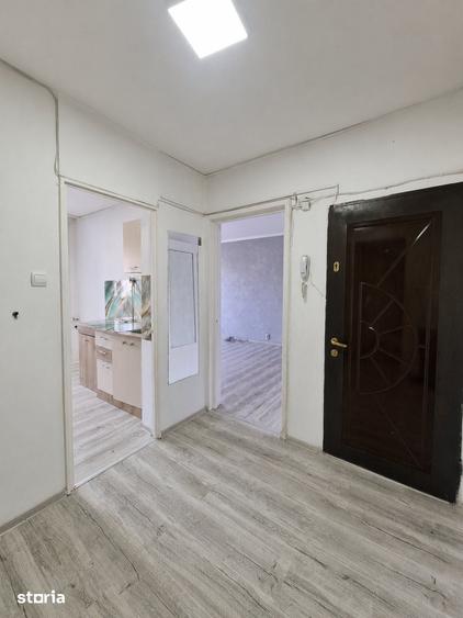 OCAZIE --- Apartament 3 camere 67.6 mp, Rahova - Parc Pecineaga - 1
