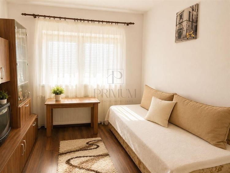 Casă individuală cu 5 camere cu Canalizare în Moșnița Nouă