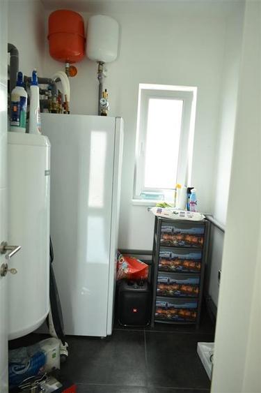 Casă cu 4 camere cu Teren 750 Mp în Aroneanu
